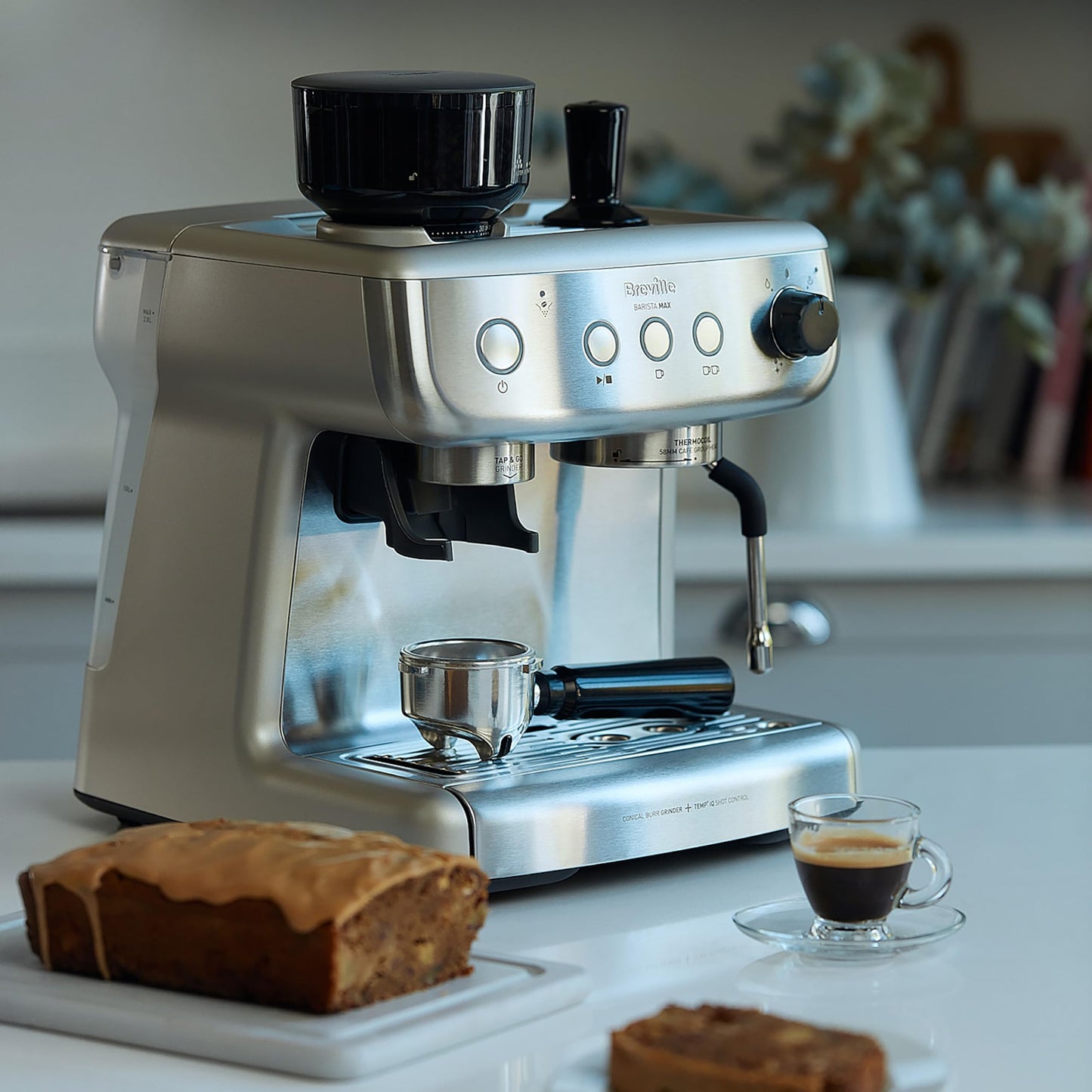 Breville Barista Max Espresso Machine | Latte & Cappuccino Coffee Maker