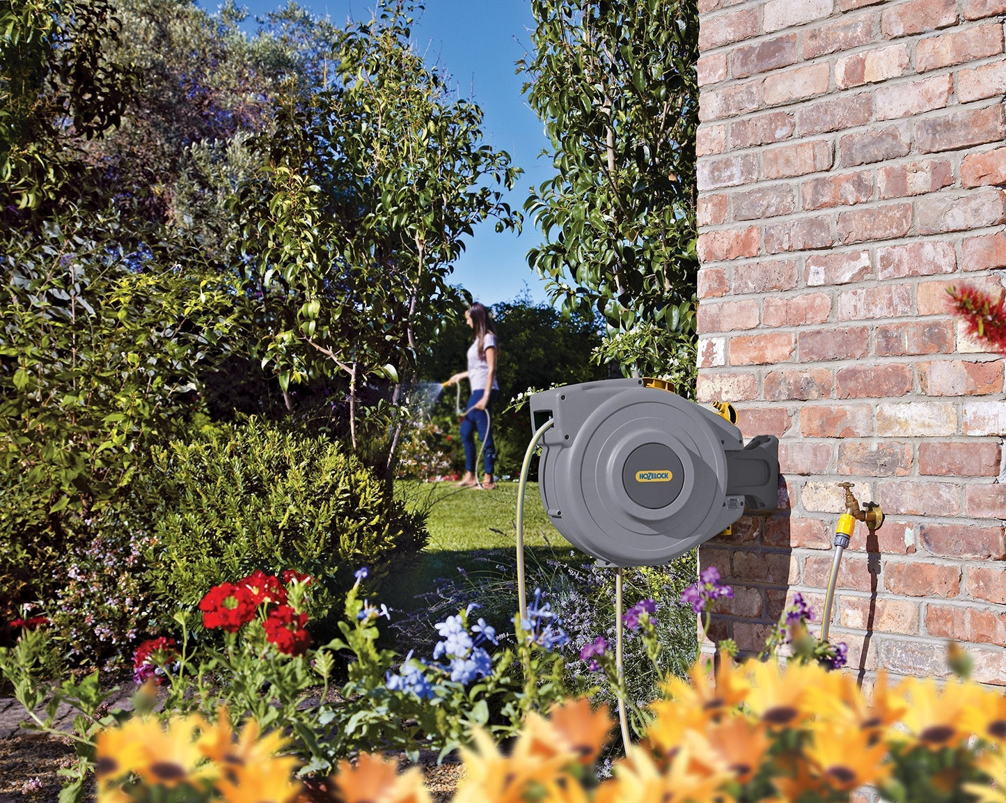 Hozelock Tricoflex 2385 7600 Auto Reel Limited Edition with 25 m Hose and Basic Equipment